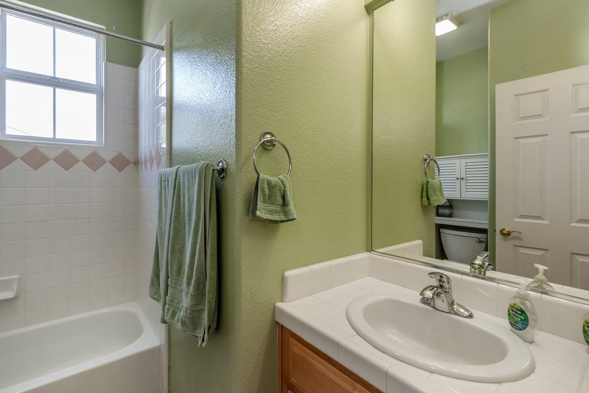 Detail Gallery Image 16 of 24 For 8810 Zinnia St, Gilroy,  CA 95020 - 4 Beds | 3 Baths