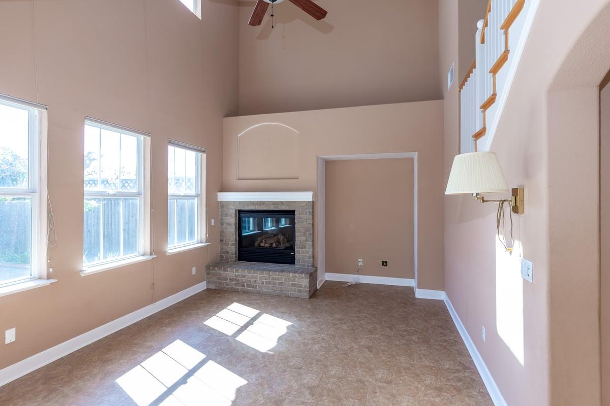 Detail Gallery Image 4 of 24 For 8810 Zinnia St, Gilroy,  CA 95020 - 4 Beds | 3 Baths