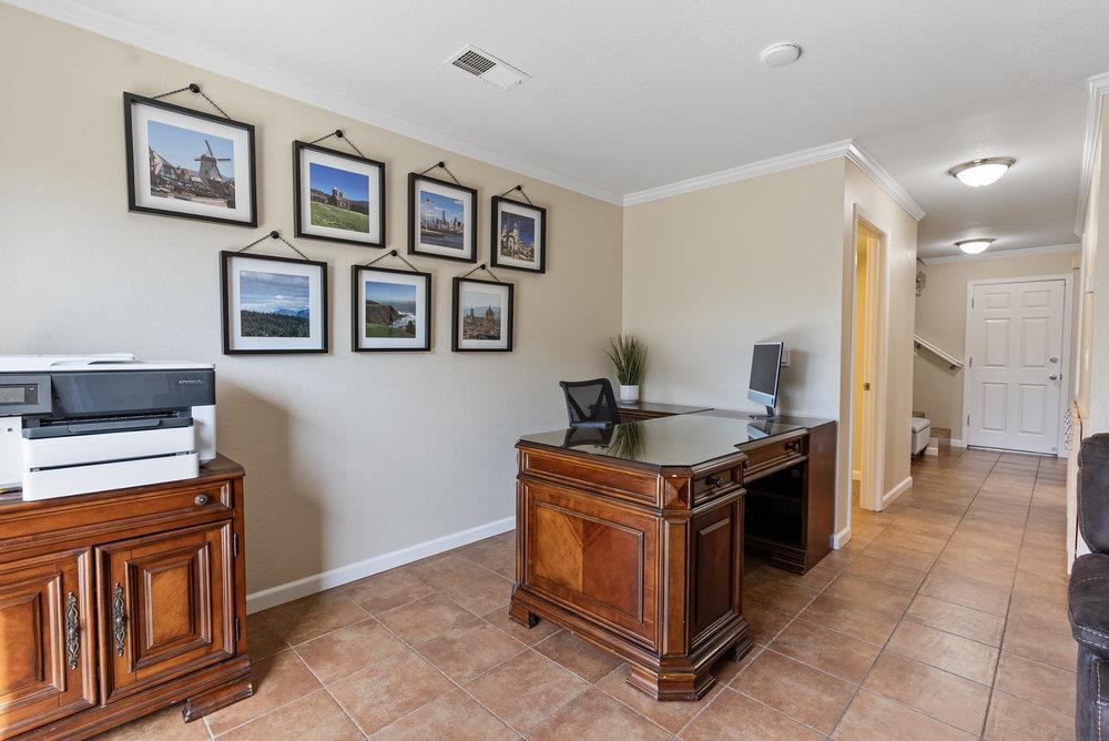 Detail Gallery Image 13 of 27 For 79 Knight Ln, Hollister,  CA 95023 - 2 Beds | 2/1 Baths