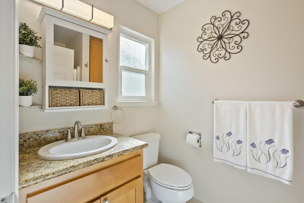 Detail Gallery Image 17 of 27 For 79 Knight Ln, Hollister,  CA 95023 - 2 Beds | 2/1 Baths
