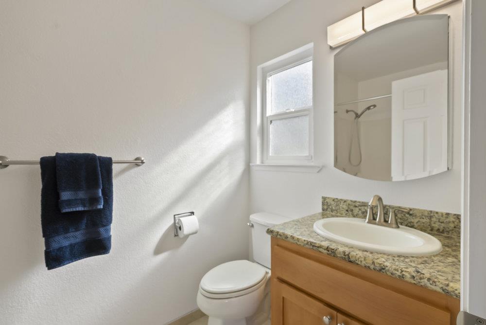 Detail Gallery Image 20 of 27 For 79 Knight Ln, Hollister,  CA 95023 - 2 Beds | 2/1 Baths