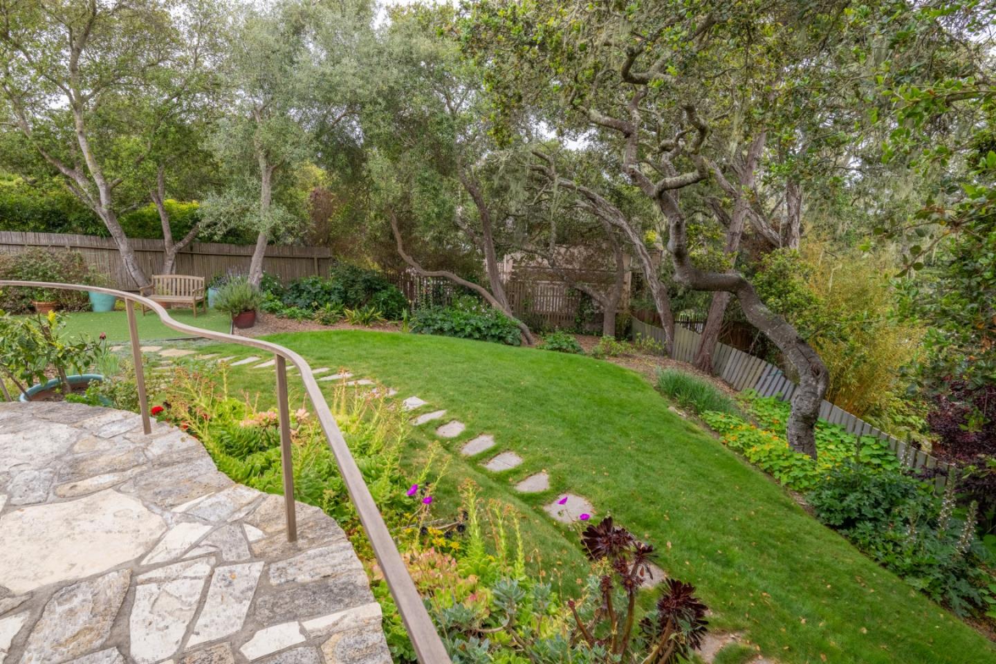 Detail Gallery Image 2 of 27 For 3378 Ocean Ave, Carmel,  CA 93923 - 4 Beds | 3 Baths