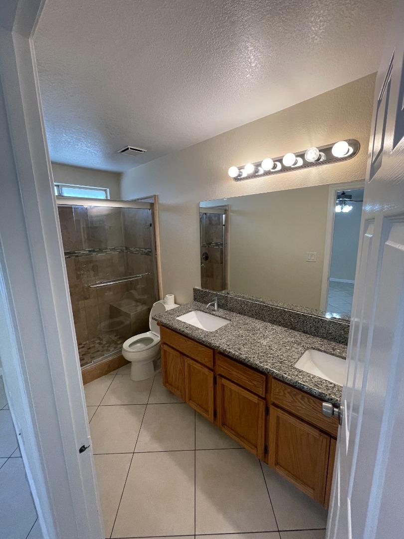 Detail Gallery Image 20 of 22 For 3305 Brooktree Ln, Modesto,  CA 95350 - 3 Beds | 2 Baths