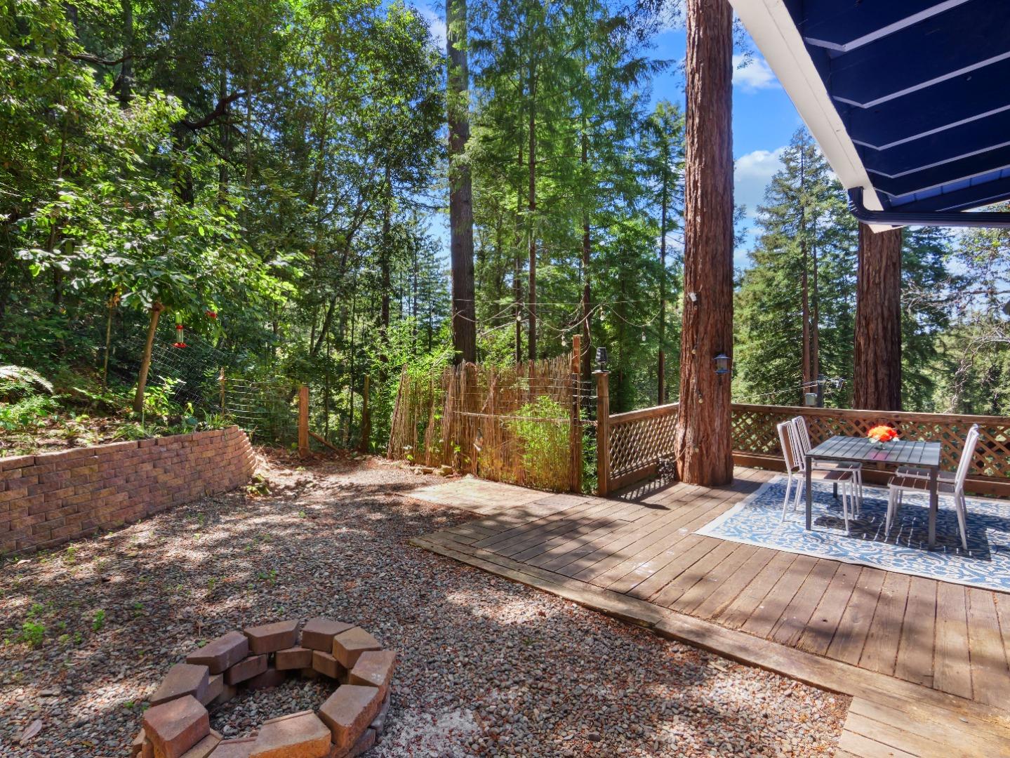 Detail Gallery Image 12 of 13 For 11660 Edgewood Dr, Felton,  CA 95018 - 2 Beds | 1 Baths