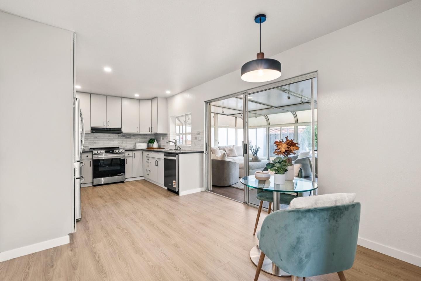 Detail Gallery Image 12 of 58 For 33041 Calistoga St, Union City,  CA 94587 - 3 Beds | 2 Baths