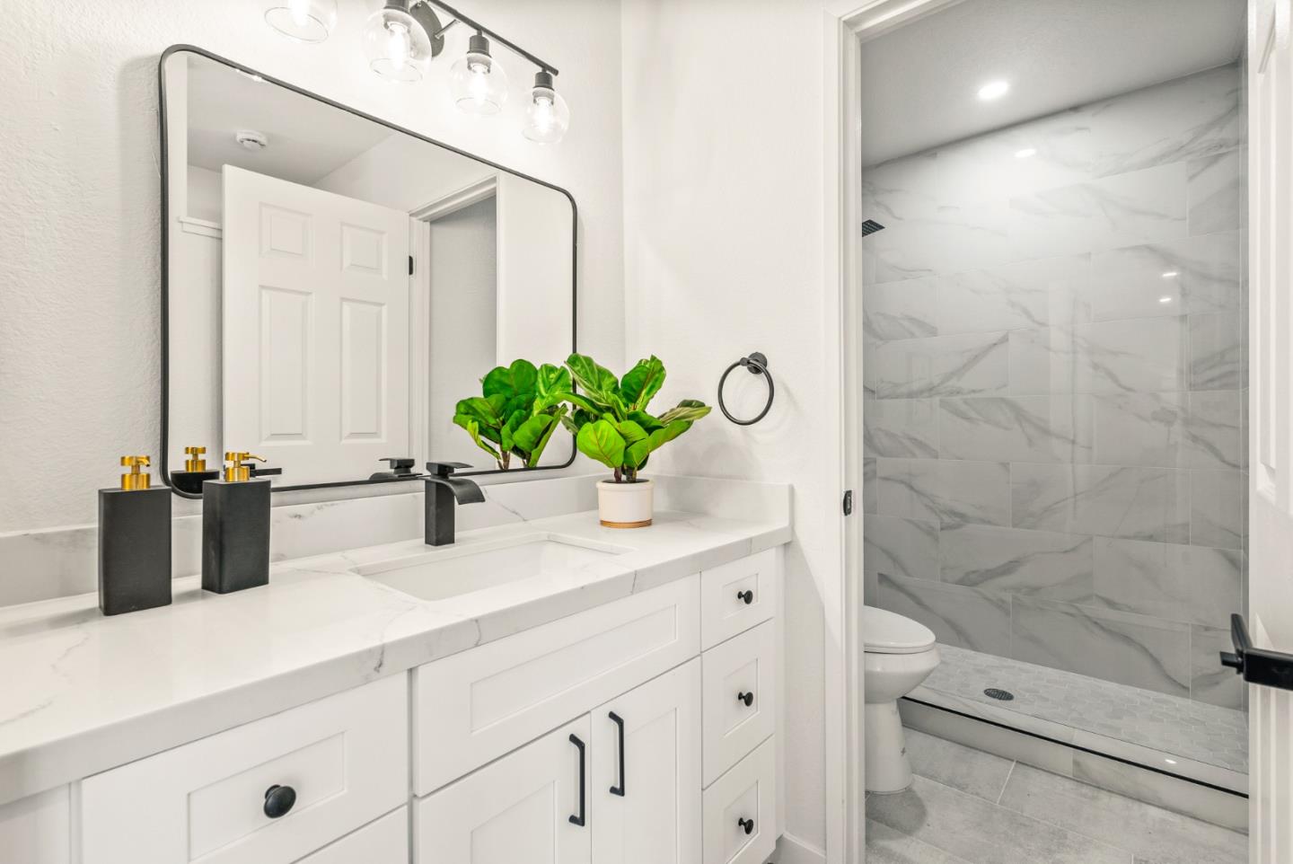 Detail Gallery Image 30 of 58 For 33041 Calistoga St, Union City,  CA 94587 - 3 Beds | 2 Baths