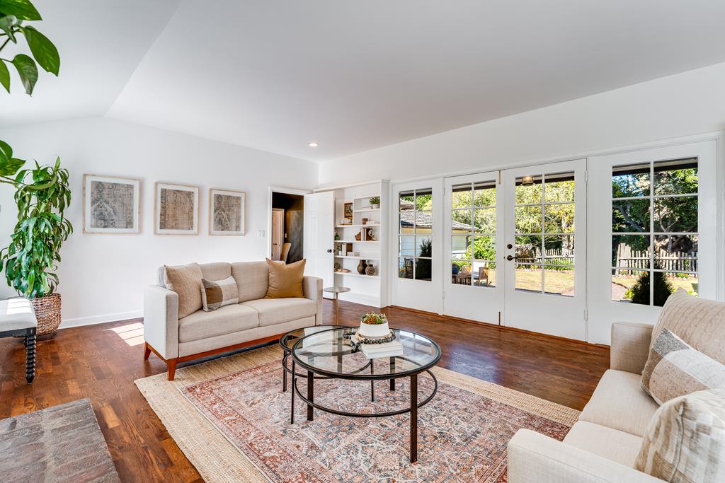 Detail Gallery Image 15 of 56 For 25984 N Mesa Dr, Carmel,  CA 93923 - 3 Beds | 2 Baths