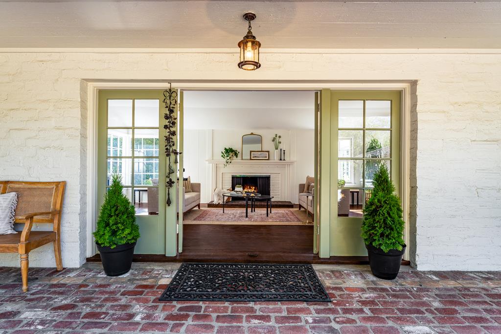 Detail Gallery Image 2 of 56 For 25984 N Mesa Dr, Carmel,  CA 93923 - 3 Beds | 2 Baths