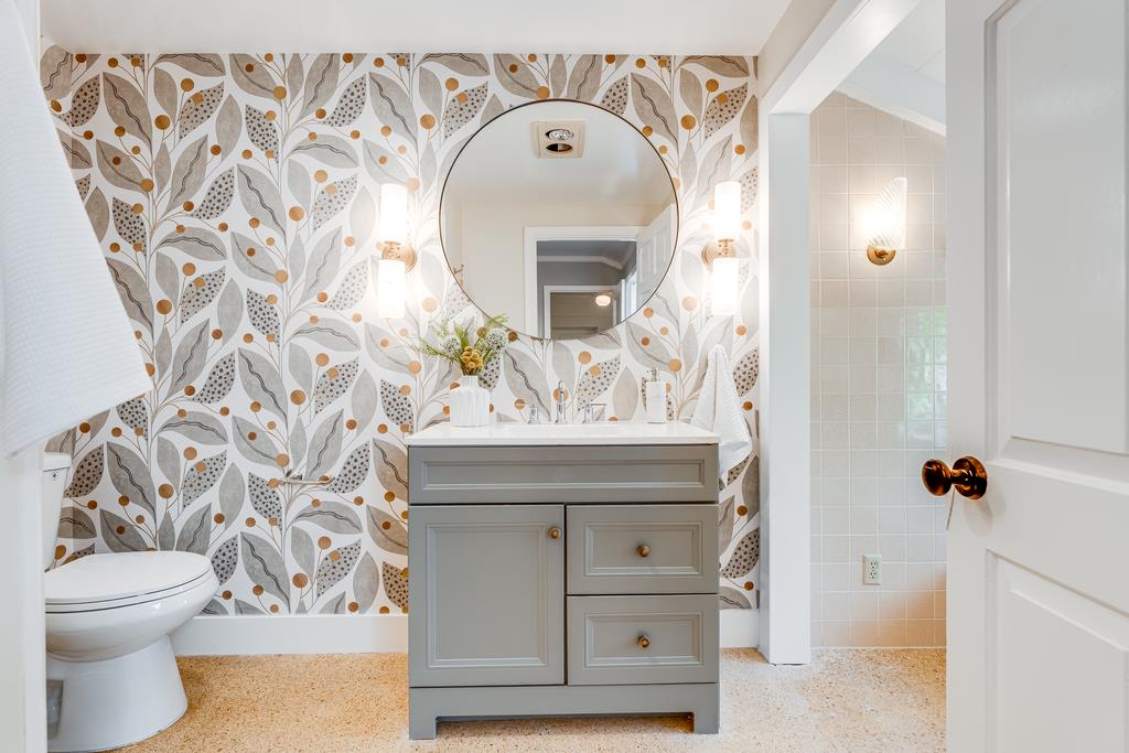 Detail Gallery Image 32 of 56 For 25984 N Mesa Dr, Carmel,  CA 93923 - 3 Beds | 2 Baths