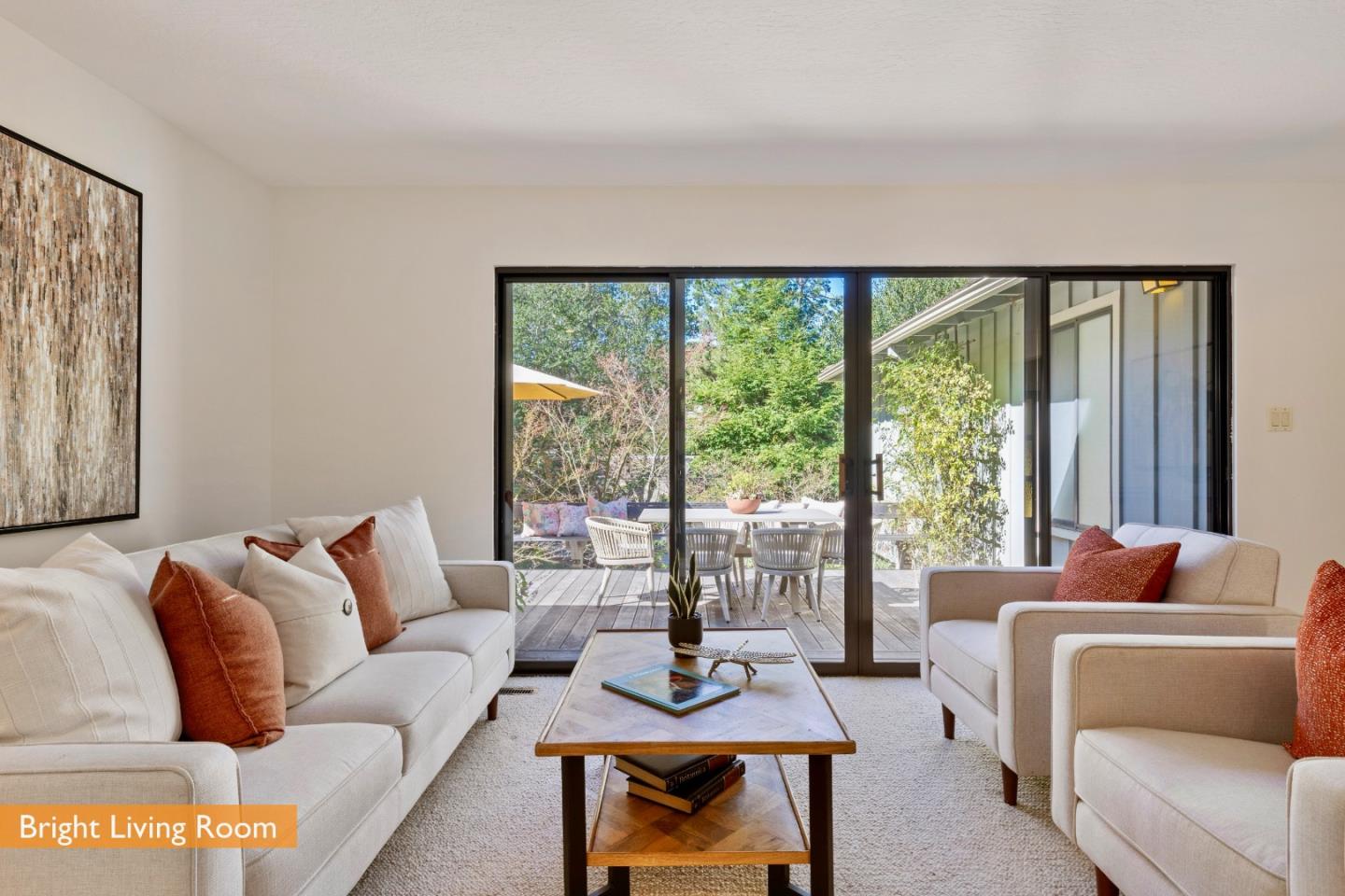 Detail Gallery Image 2 of 30 For 460 Aspen Way, Los Altos,  CA 94024 - 4 Beds | 2/1 Baths