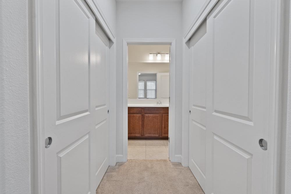 Detail Gallery Image 27 of 68 For 521 Seville Dr, Hollister,  CA 95023 - 4 Beds | 3/1 Baths