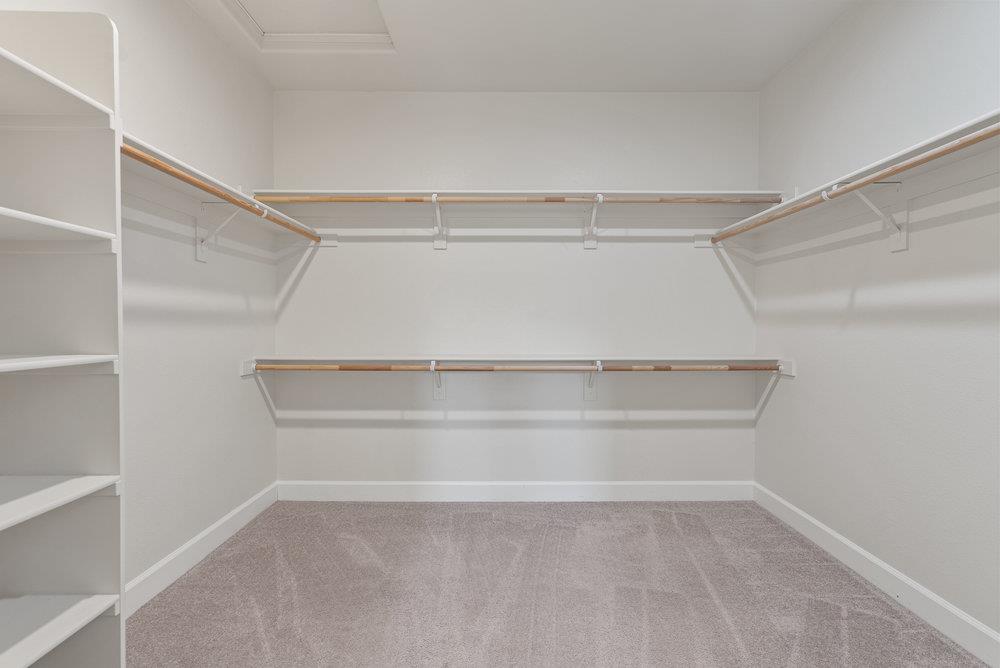 Detail Gallery Image 35 of 68 For 521 Seville Dr, Hollister,  CA 95023 - 4 Beds | 3/1 Baths