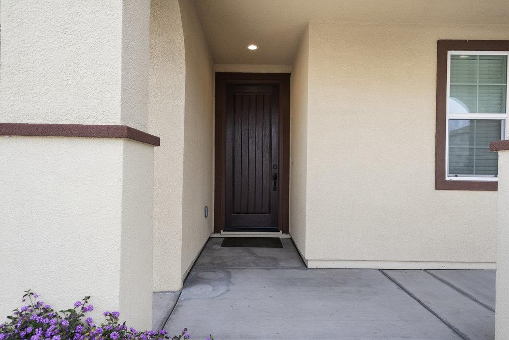 Detail Gallery Image 6 of 68 For 521 Seville Dr, Hollister,  CA 95023 - 4 Beds | 3/1 Baths