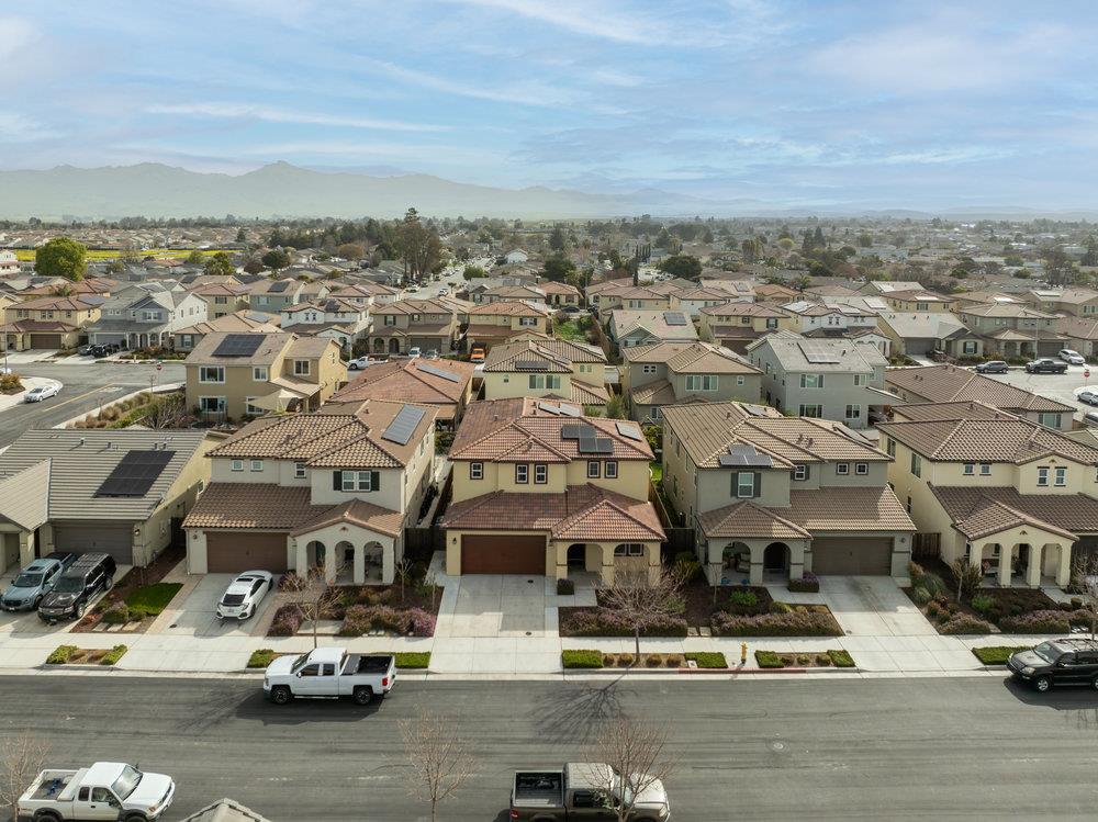 Detail Gallery Image 66 of 68 For 521 Seville Dr, Hollister,  CA 95023 - 4 Beds | 3/1 Baths