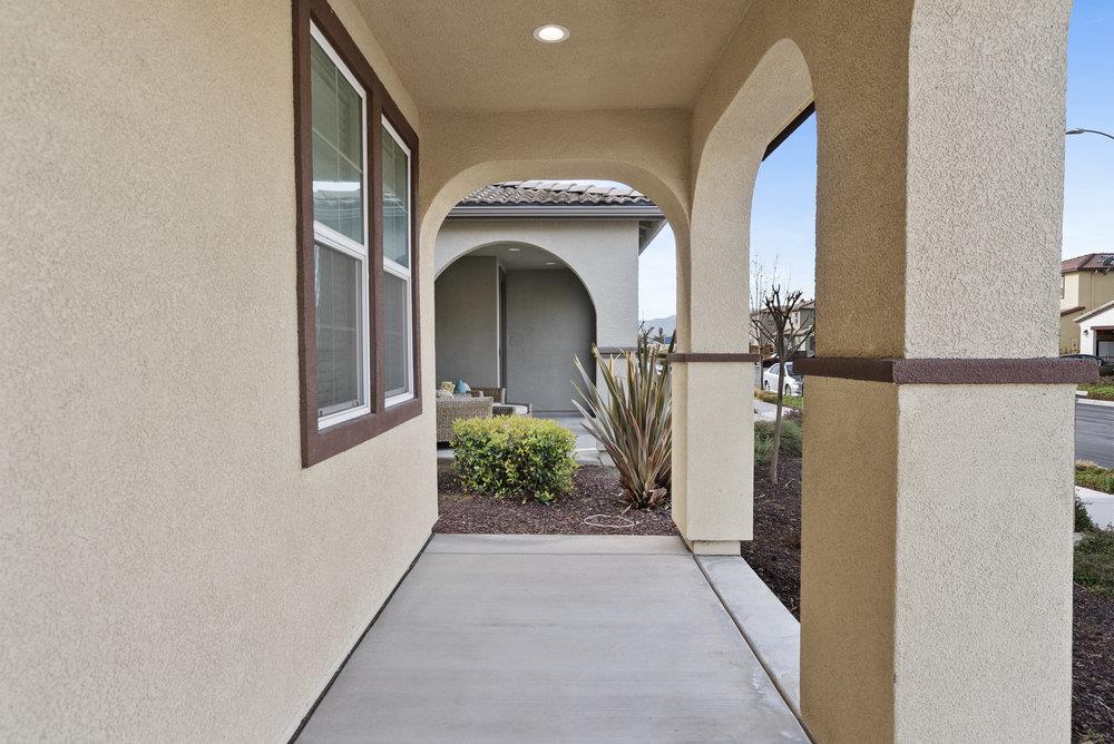 Detail Gallery Image 7 of 68 For 521 Seville Dr, Hollister,  CA 95023 - 4 Beds | 3/1 Baths