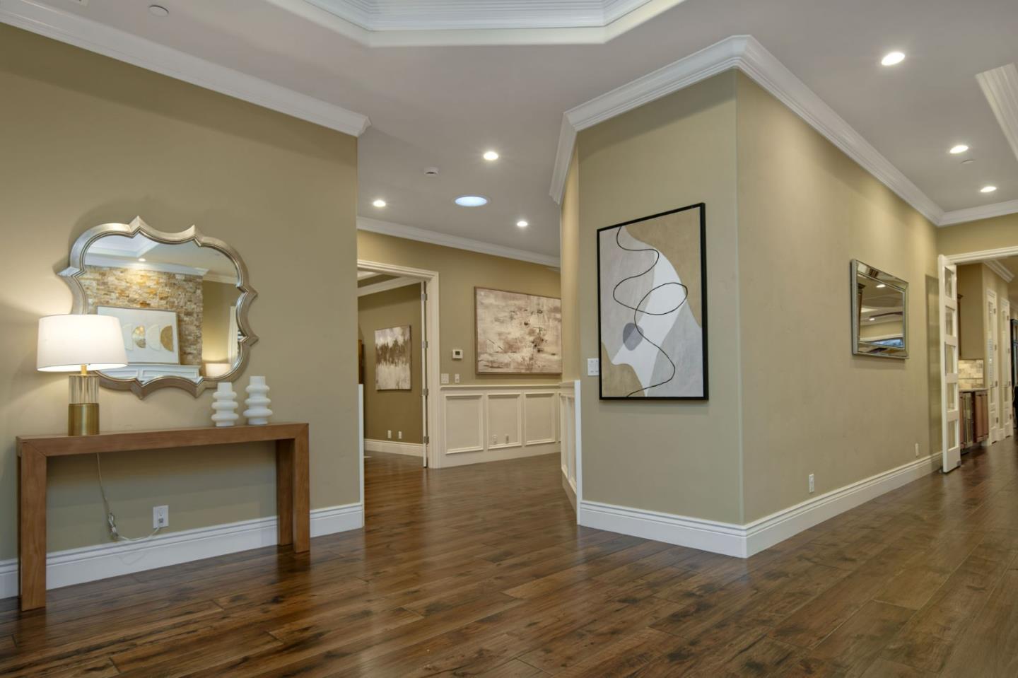 Detail Gallery Image 3 of 54 For 1570 Keesling Ave, San Jose,  CA 95125 - 4 Beds | 4/1 Baths