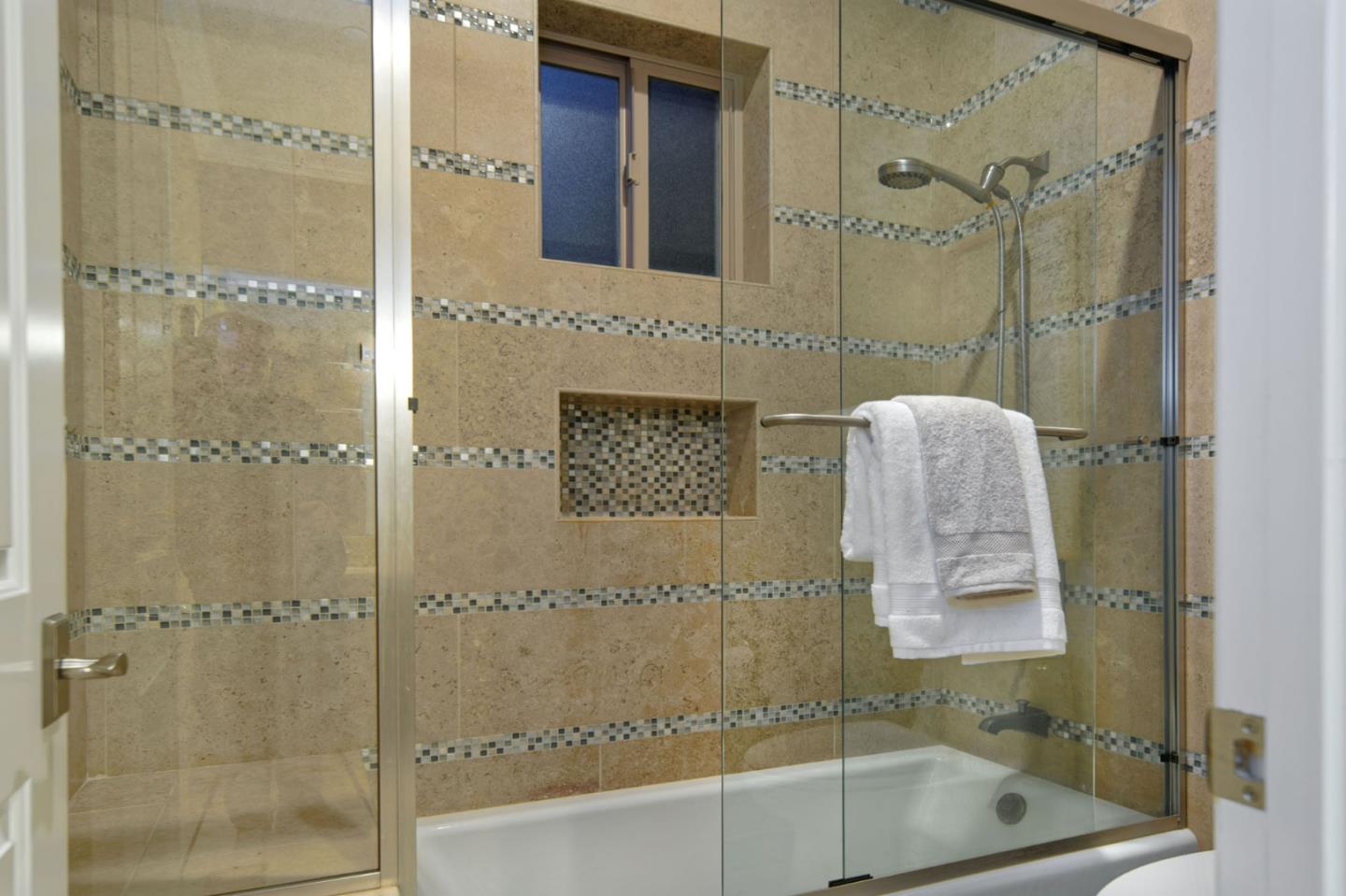 Detail Gallery Image 30 of 54 For 1570 Keesling Ave, San Jose,  CA 95125 - 4 Beds | 4/1 Baths