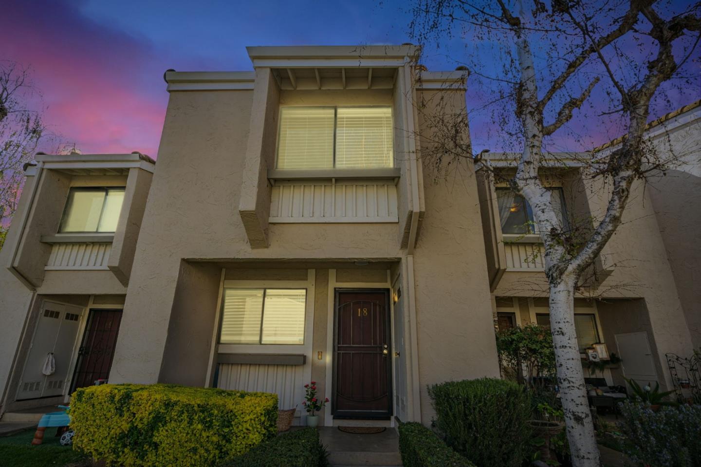 Detail Gallery Image 2 of 37 For 260 West Dunne Ave #18,  Morgan Hill,  CA 95037 - 2 Beds | 1/1 Baths
