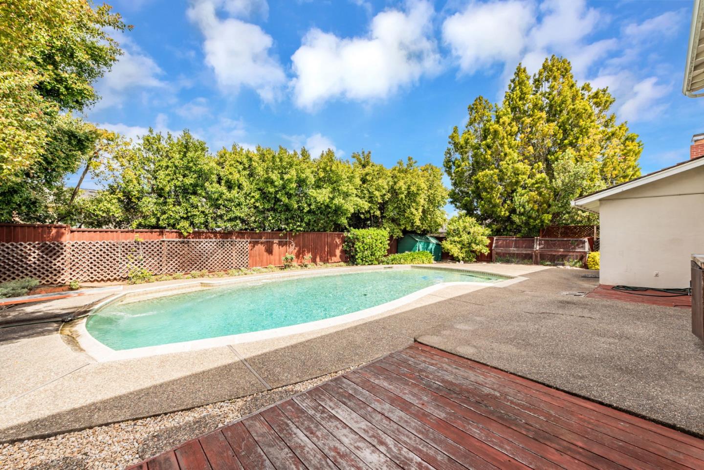 Detail Gallery Image 33 of 36 For 21719 Beaven Dr, Cupertino,  CA 95014 - 5 Beds | 2/1 Baths