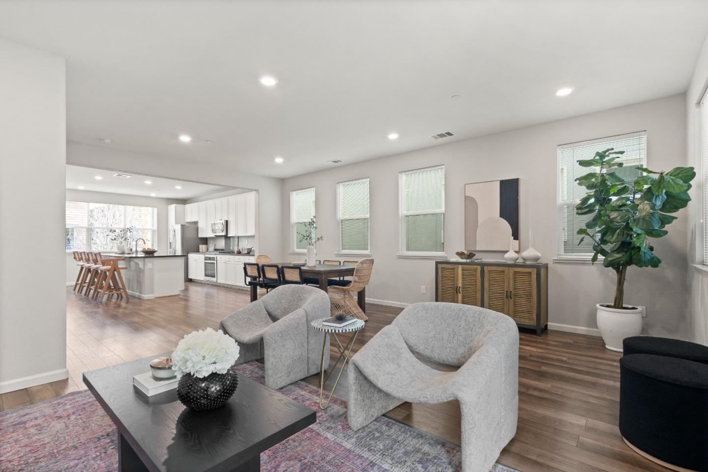 Detail Gallery Image 2 of 44 For 1782 Infinity Way, San Jose,  CA 95122 - 4 Beds | 3/1 Baths
