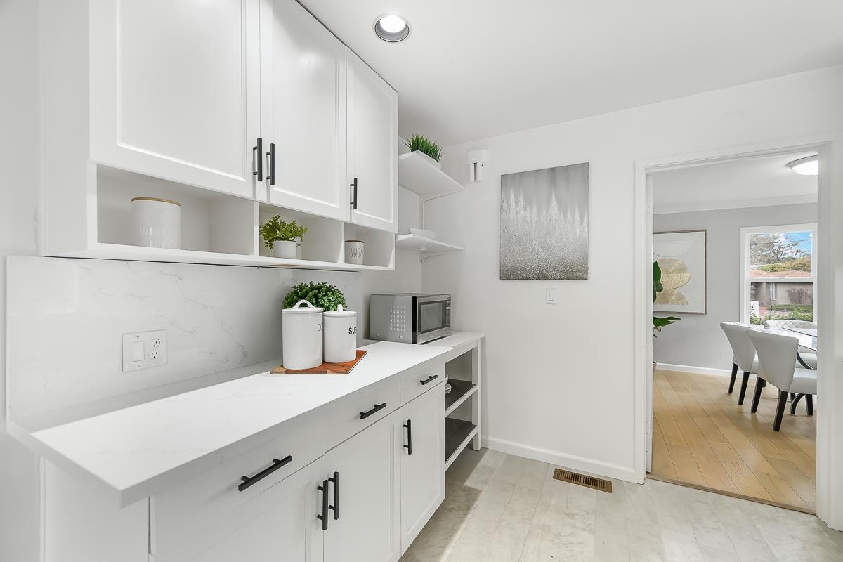 2296 Bryant Street, Palo Alto, CA 94301