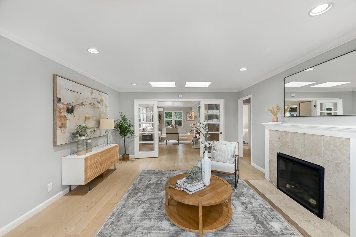 2296 Bryant Street, Palo Alto, CA 94301