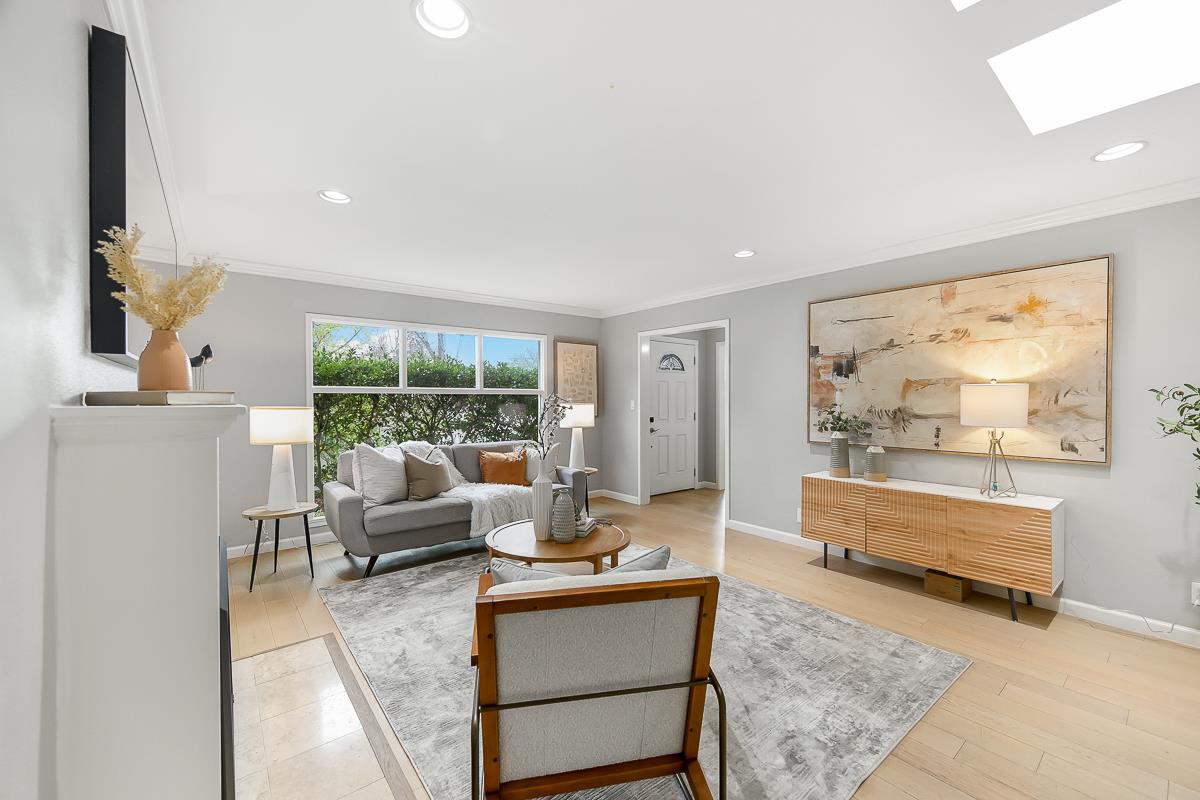 2296 Bryant Street, Palo Alto, CA 94301