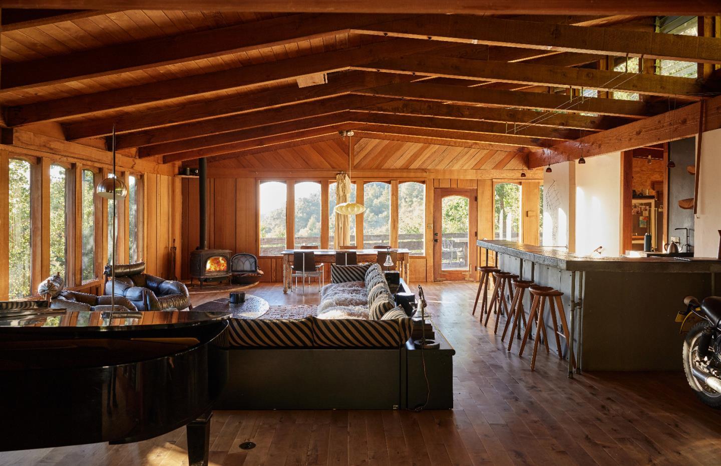 Detail Gallery Image 2 of 21 For 46845 Highway 1, Big Sur,  CA 93920 - 4 Beds | 2 Baths