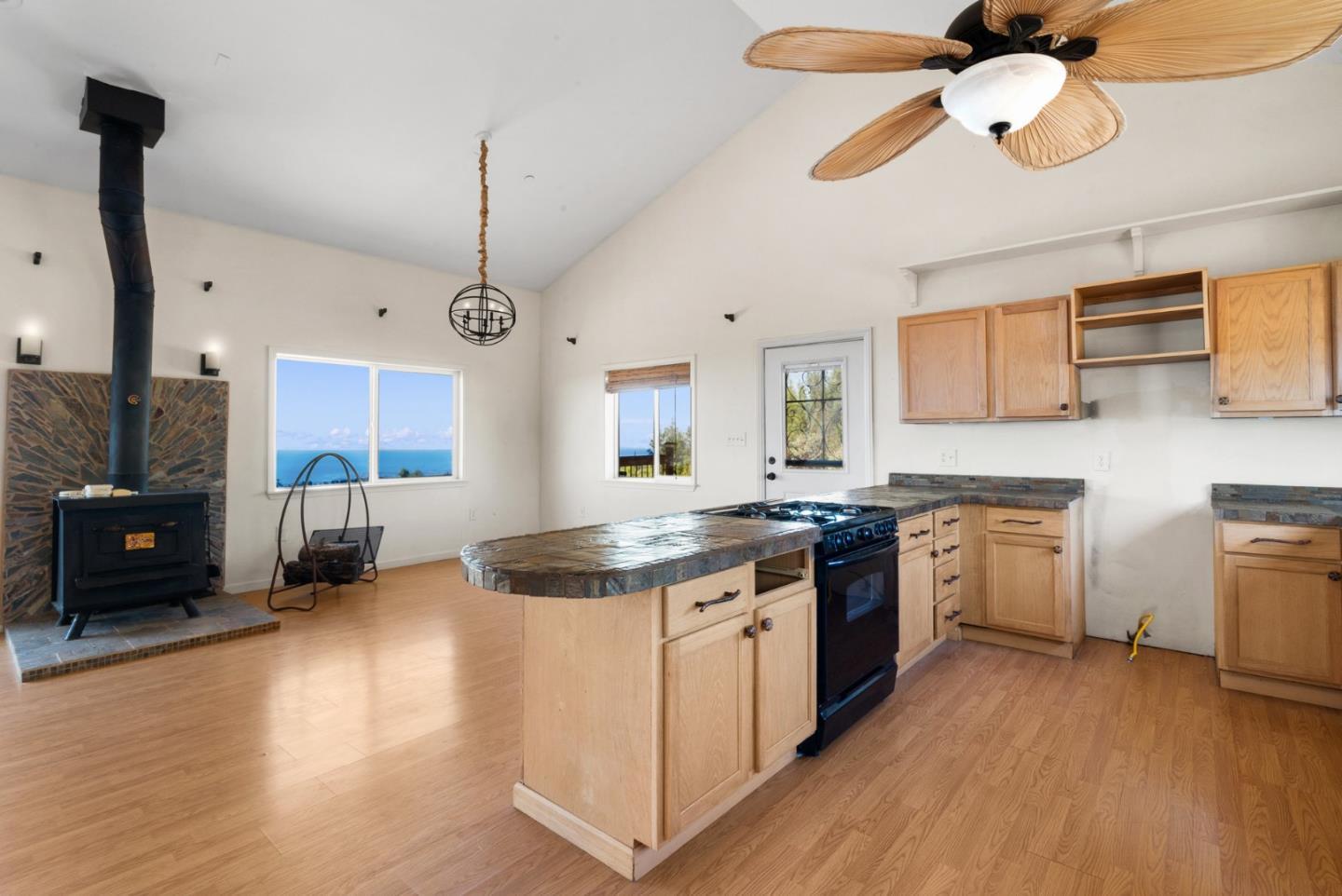 Detail Gallery Image 16 of 51 For 475 Maymens Flat Rd, Los Gatos,  CA 95033 - 2 Beds | 1 Baths