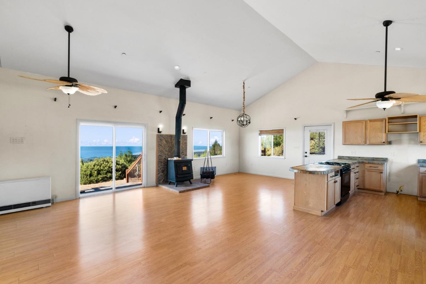 Detail Gallery Image 7 of 51 For 475 Maymens Flat Rd, Los Gatos,  CA 95033 - 2 Beds | 1 Baths