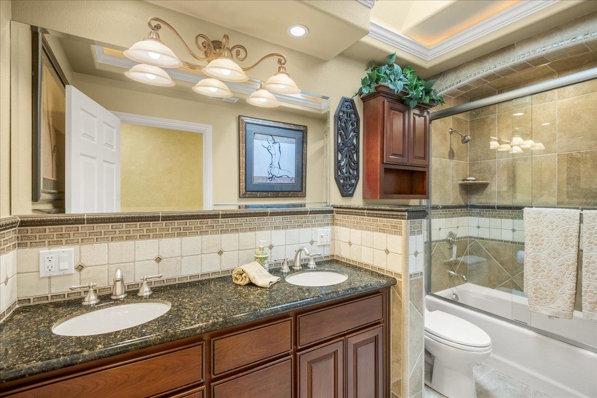 Detail Gallery Image 36 of 62 For 14843 Holden Way, San Jose,  CA 95124 - 4 Beds | 2 Baths