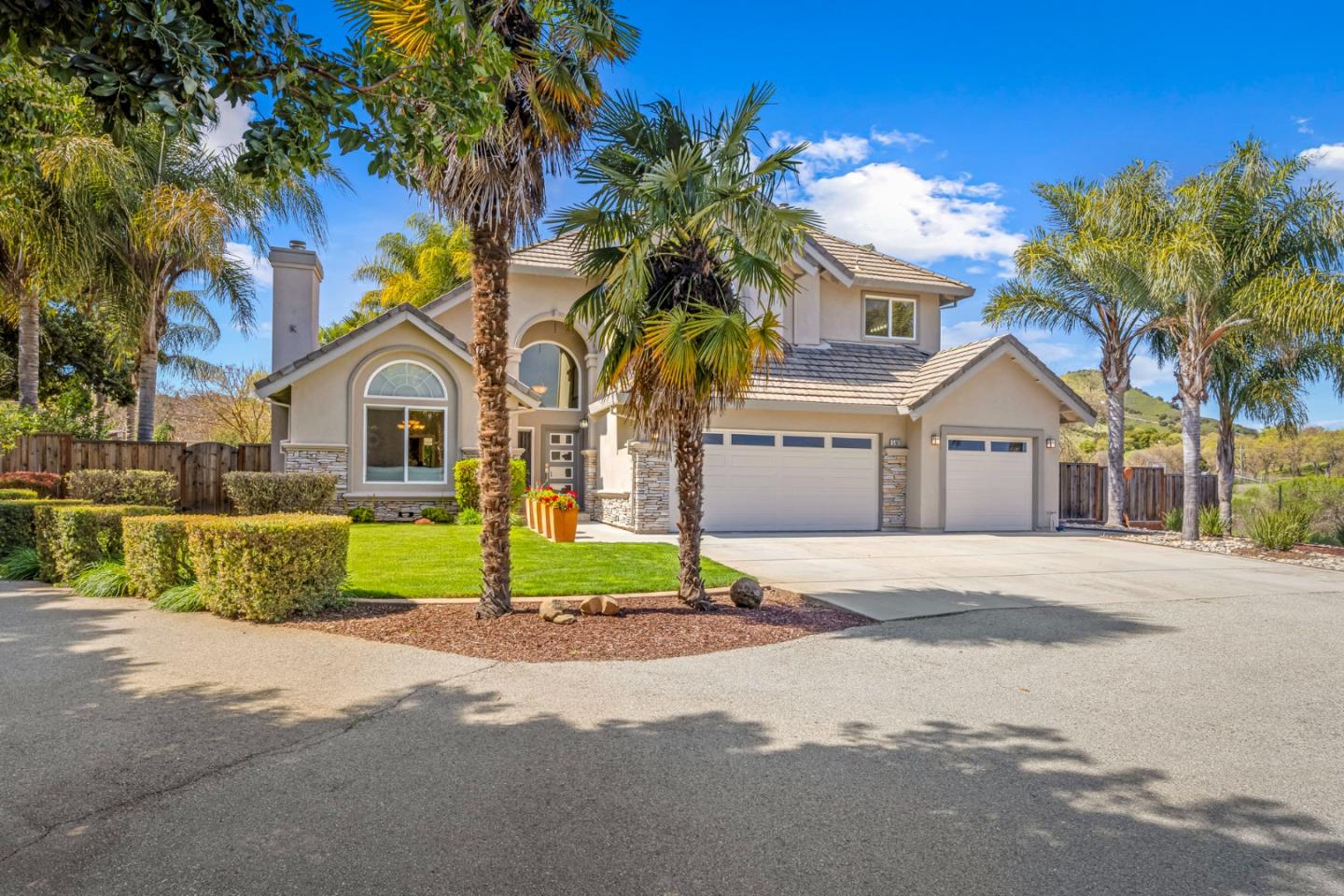 Detail Gallery Image 2 of 58 For 15860 Sunnyside, Morgan Hill,  CA 95037 - 4 Beds | 3 Baths