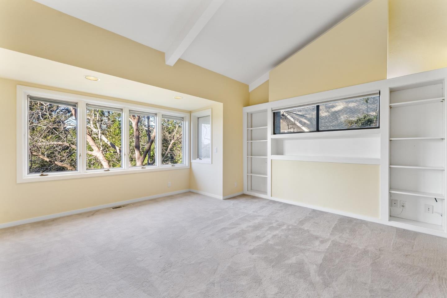 Detail Gallery Image 12 of 34 For 2222 Ocean Street Ext, Santa Cruz,  CA 95060 - 4 Beds | 3 Baths