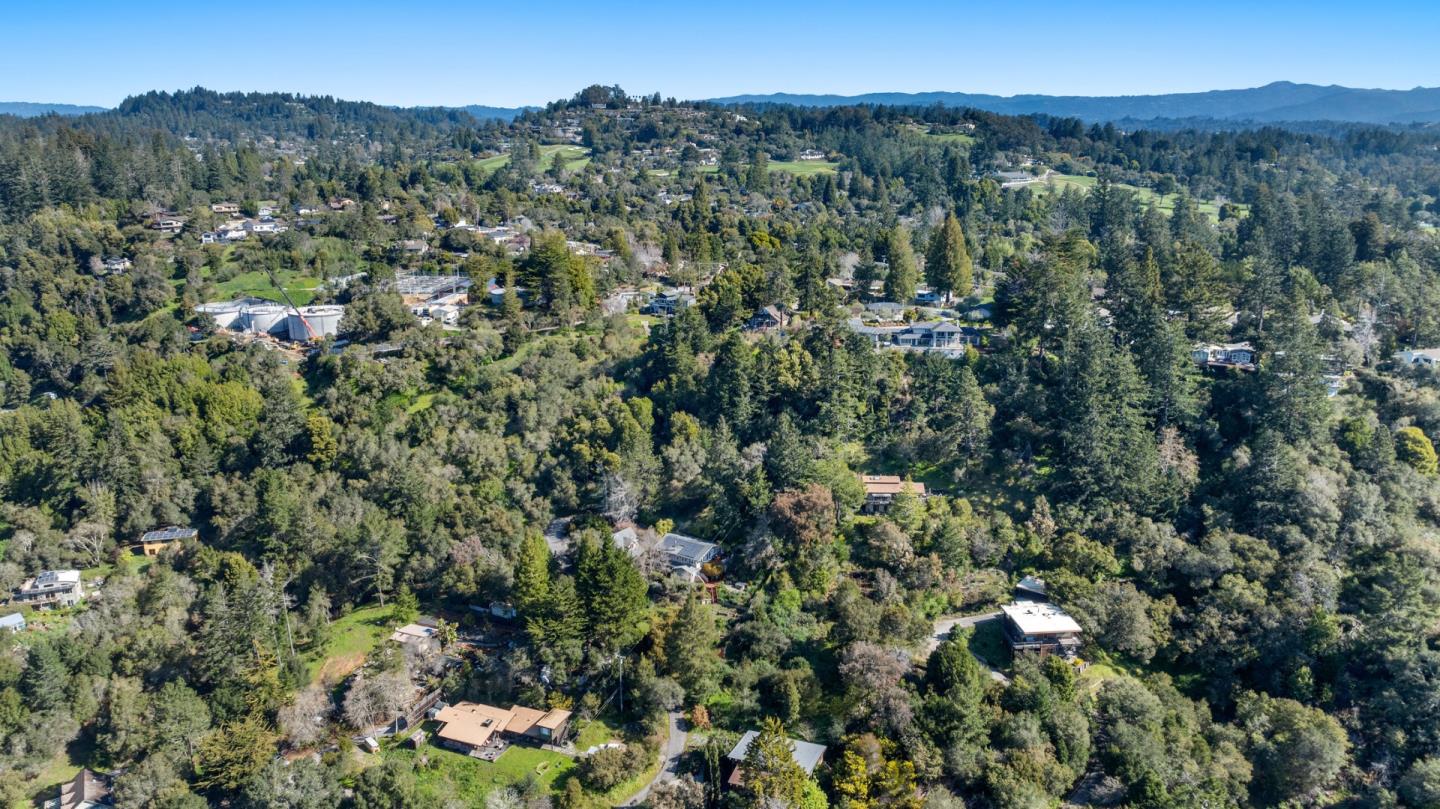 Detail Gallery Image 33 of 34 For 2222 Ocean Street Ext, Santa Cruz,  CA 95060 - 4 Beds | 3 Baths