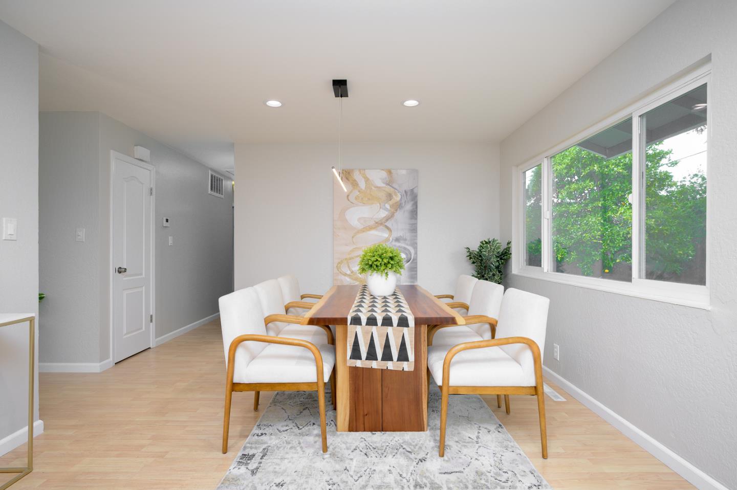 Detail Gallery Image 9 of 16 For 2492 Ottawa Way, San Jose,  CA 95130 - 4 Beds | 2 Baths