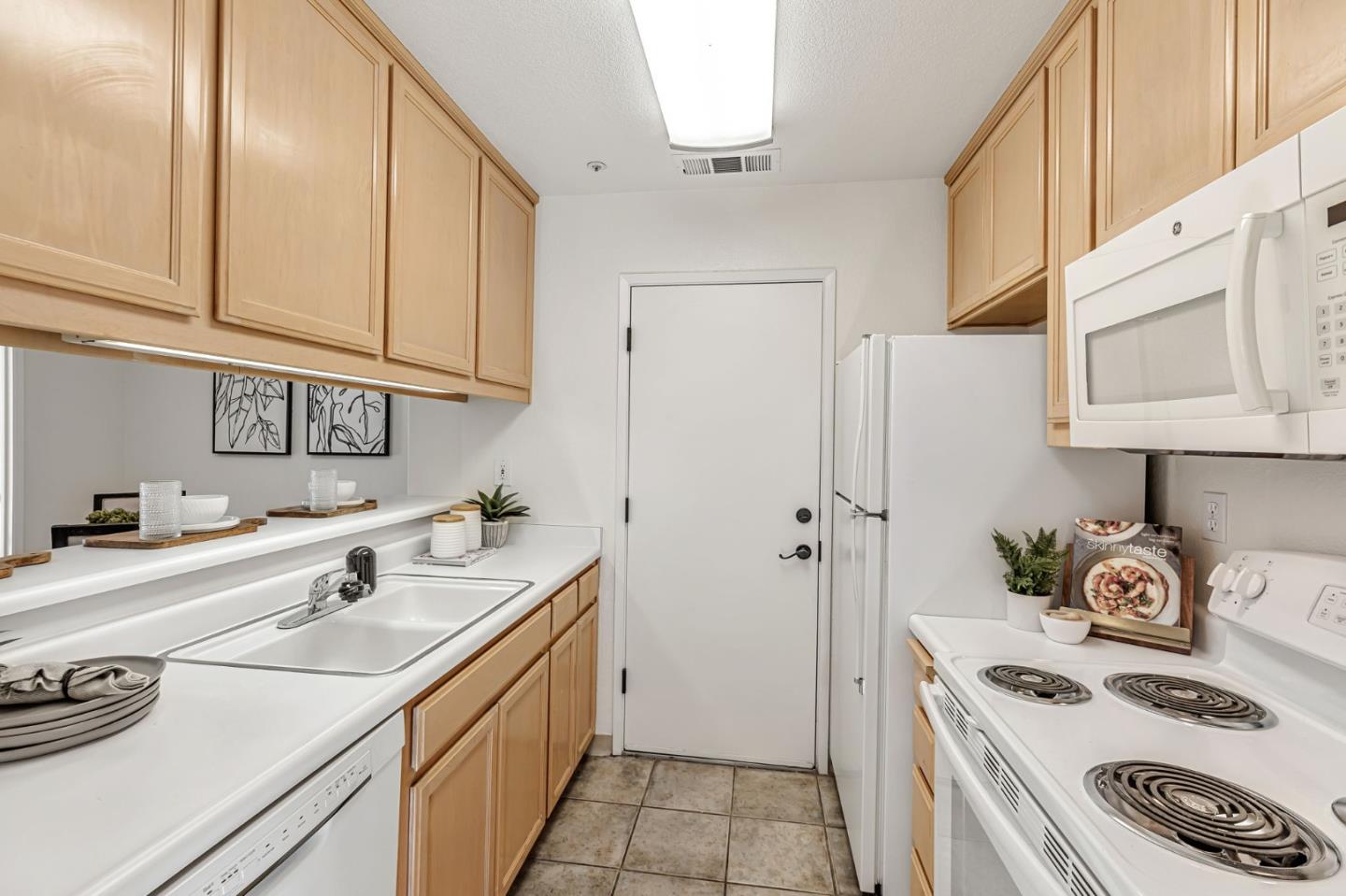 Detail Gallery Image 19 of 24 For 749 Anne Ln, Morgan Hill,  CA 95037 - 2 Beds | 1 Baths