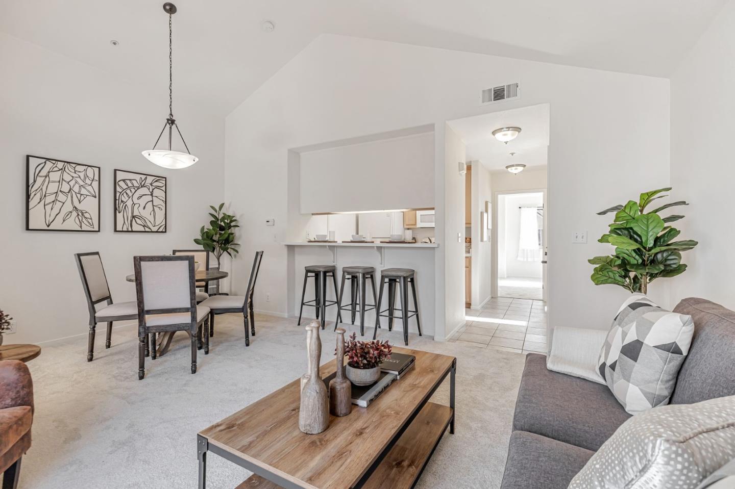 Detail Gallery Image 3 of 24 For 749 Anne Ln, Morgan Hill,  CA 95037 - 2 Beds | 1 Baths
