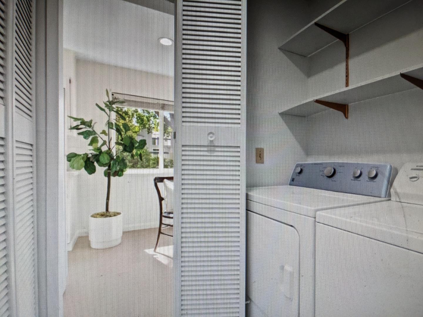 Detail Gallery Image 13 of 21 For 1057 Shell Blvd #4,  Foster City,  CA 94404 - 2 Beds | 2 Baths
