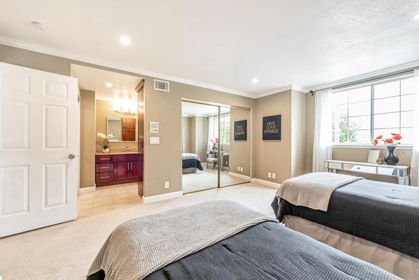 Detail Gallery Image 31 of 51 For 2290 Lynwood Ter, Milpitas,  CA 95035 - 3 Beds | 3 Baths