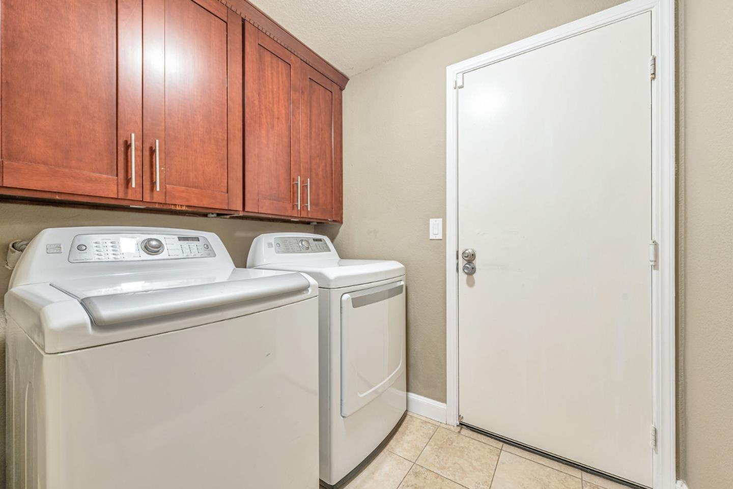 Detail Gallery Image 39 of 51 For 2290 Lynwood Ter, Milpitas,  CA 95035 - 3 Beds | 3 Baths