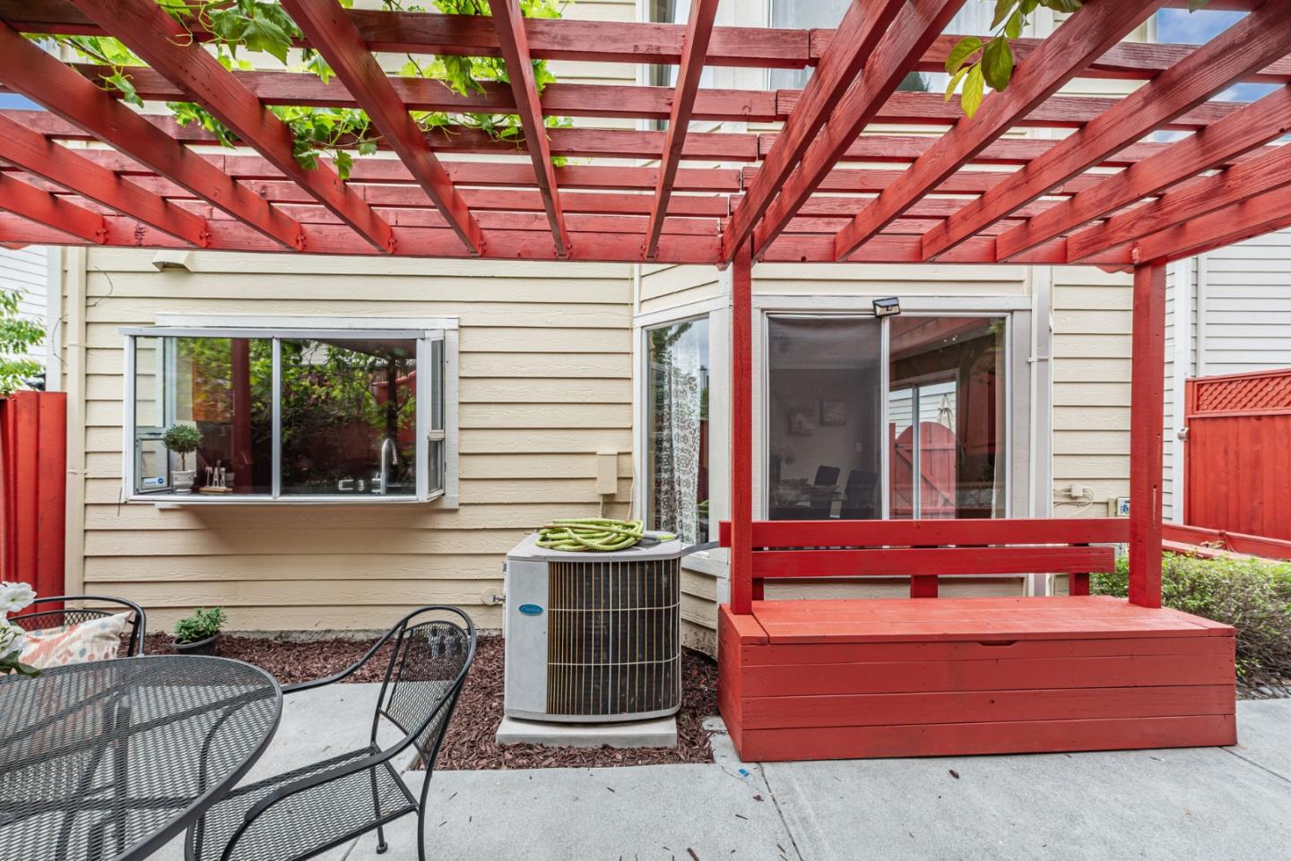 Detail Gallery Image 46 of 51 For 2290 Lynwood Ter, Milpitas,  CA 95035 - 3 Beds | 3 Baths