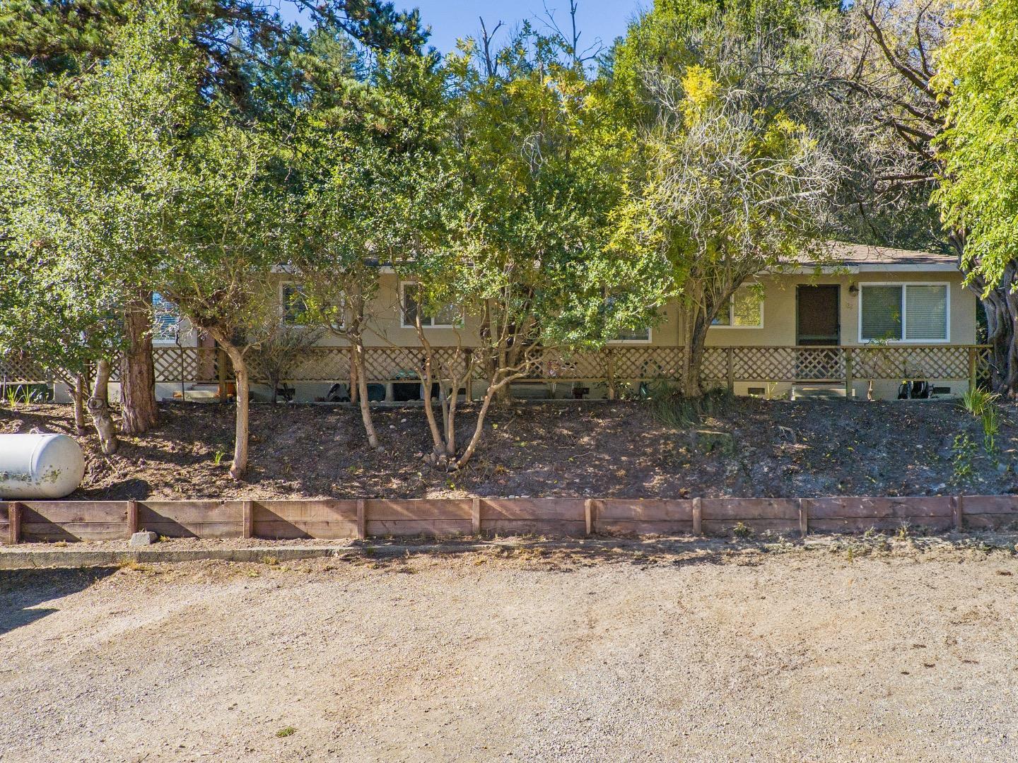Detail Gallery Image 4 of 14 For 118 Beulah Ct, Santa Cruz,  CA 95060 - – Beds | – Baths