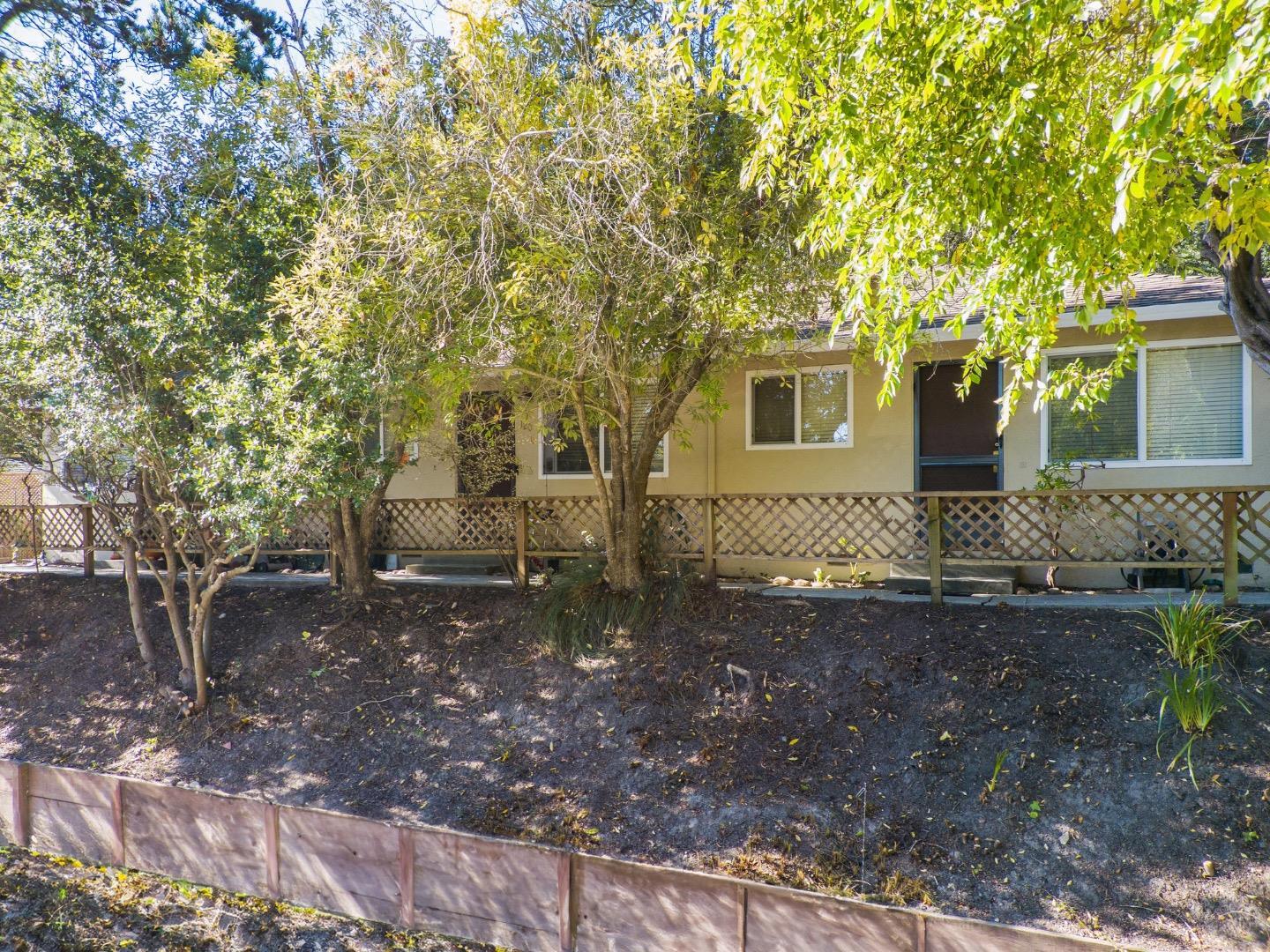 Detail Gallery Image 8 of 14 For 118 Beulah Ct, Santa Cruz,  CA 95060 - – Beds | – Baths