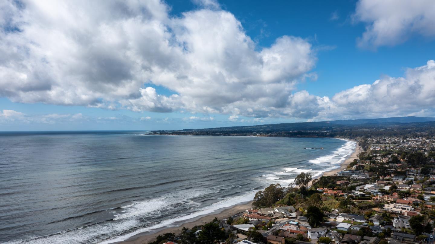 Detail Gallery Image 43 of 43 For 414 Belle Monti Ct, Aptos,  CA 95003 - 4 Beds | 3/1 Baths