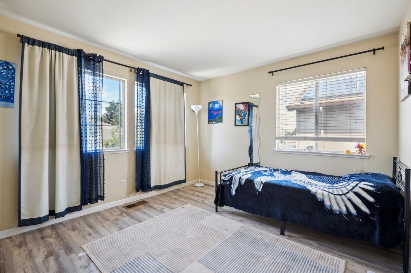 Detail Gallery Image 26 of 41 For 1009 Garden St, Los Banos,  CA 93635 - 4 Beds | 3 Baths