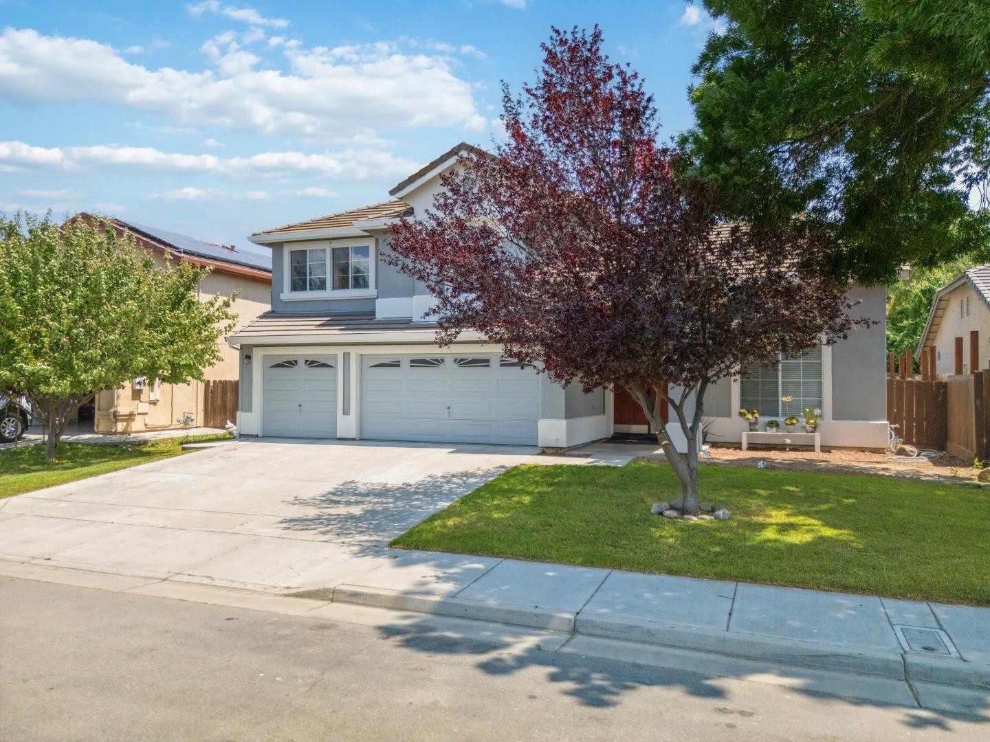 Detail Gallery Image 4 of 41 For 1009 Garden St, Los Banos,  CA 93635 - 4 Beds | 3 Baths