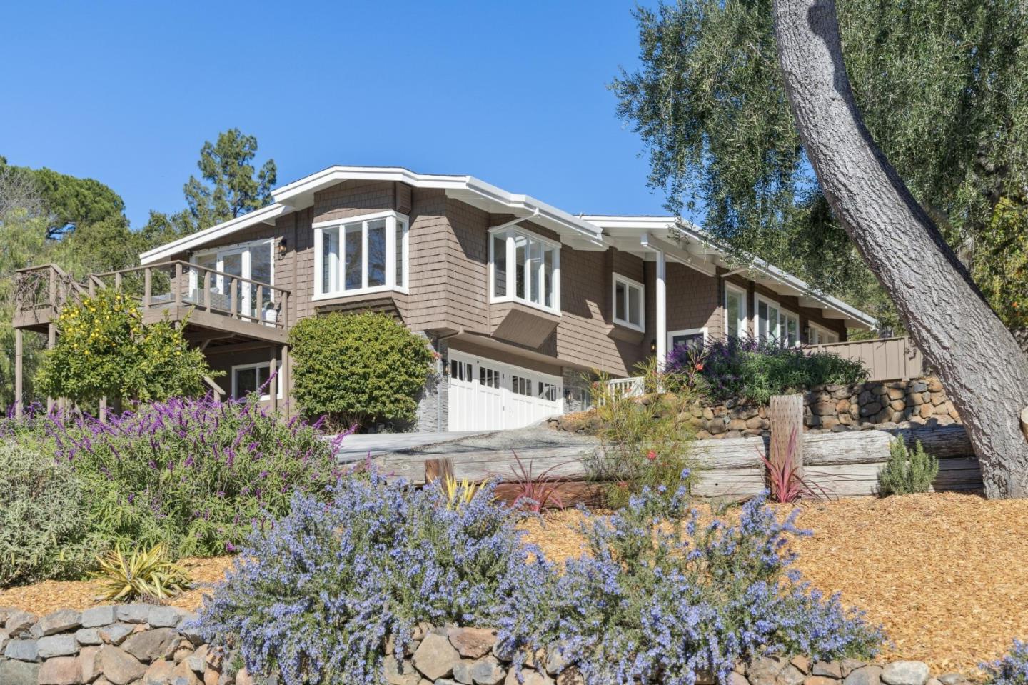 Detail Gallery Image 2 of 33 For 643 Woodside Way, Woodside,  CA 94062 - 4 Beds | 3 Baths