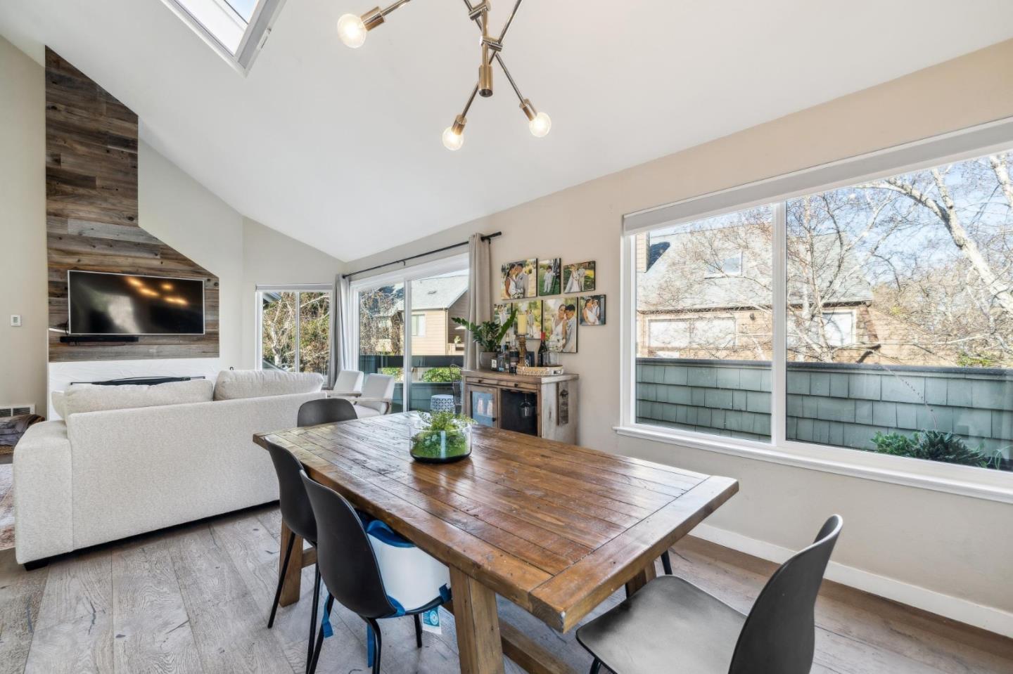 Detail Gallery Image 14 of 40 For 824 Wharfside Rd, San Mateo,  CA 94404 - 1 Beds | 1/1 Baths