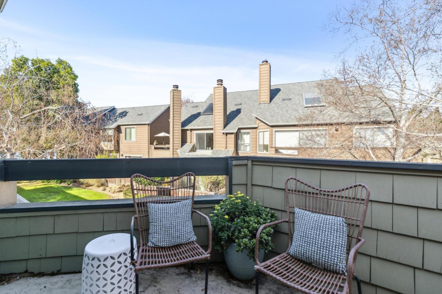 Detail Gallery Image 26 of 40 For 824 Wharfside Rd, San Mateo,  CA 94404 - 1 Beds | 1/1 Baths