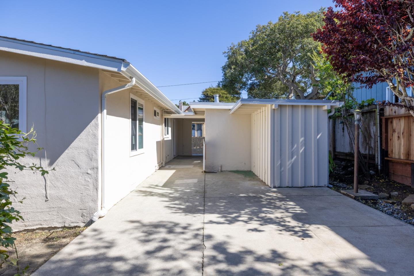 Detail Gallery Image 32 of 47 For 134 3rd St, Pacific Grove,  CA 93950 - 2 Beds | 1 Baths
